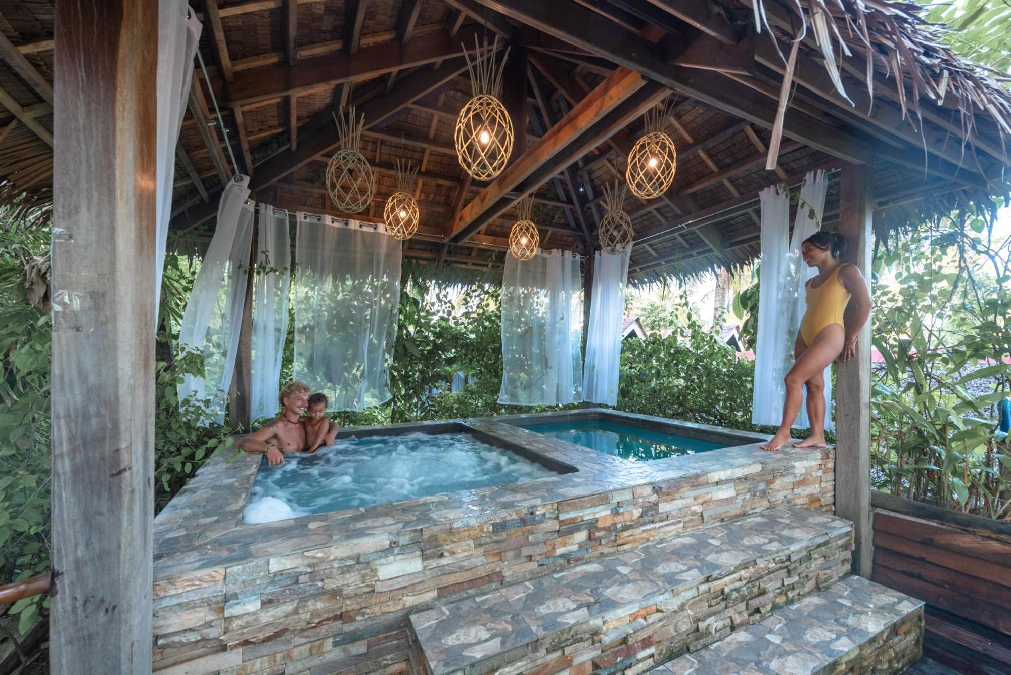The Hillside Resort Siargao Хенерал Луна Екстериор снимка
