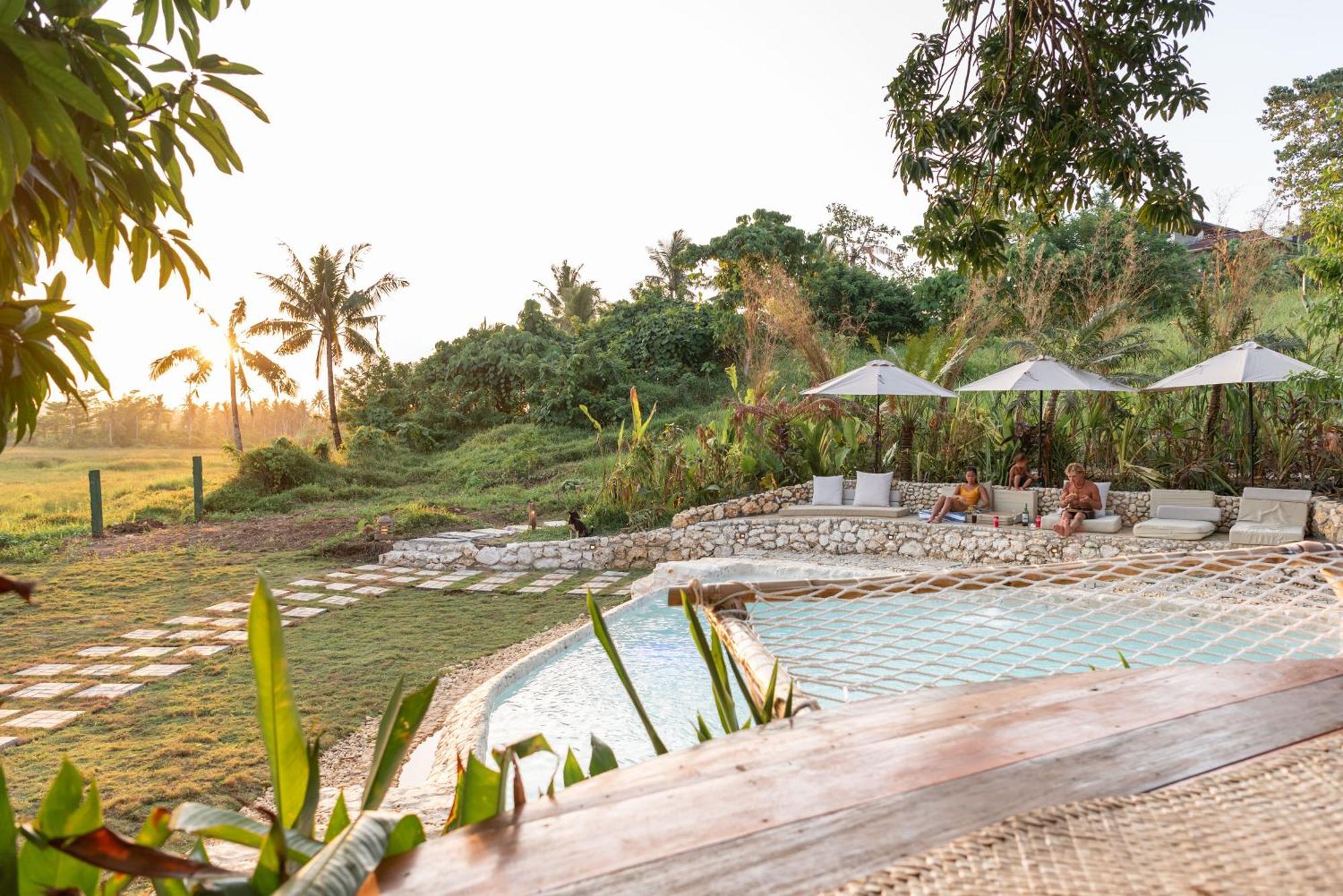 The Hillside Resort Siargao Хенерал Луна Екстериор снимка