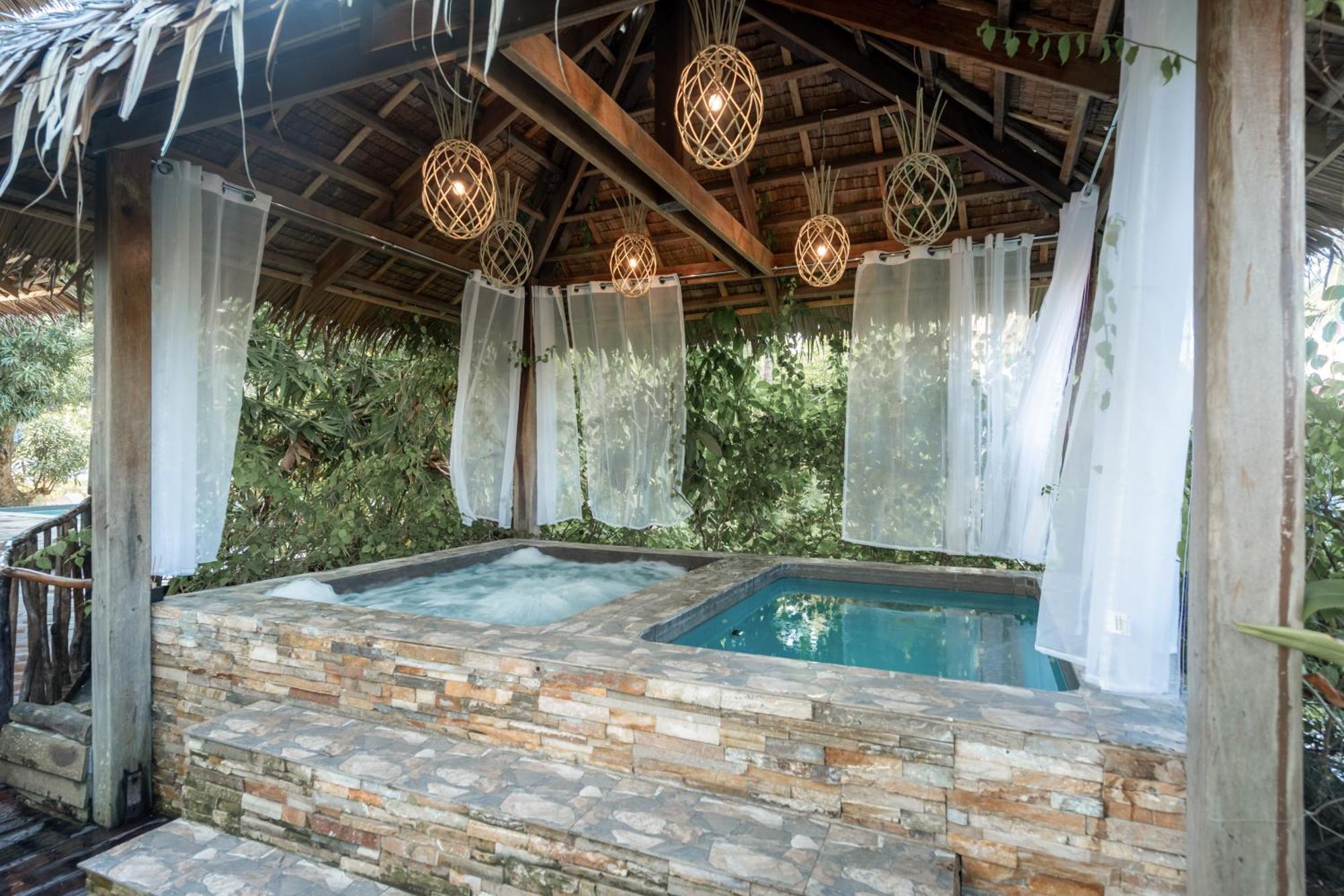 The Hillside Resort Siargao Хенерал Луна Екстериор снимка