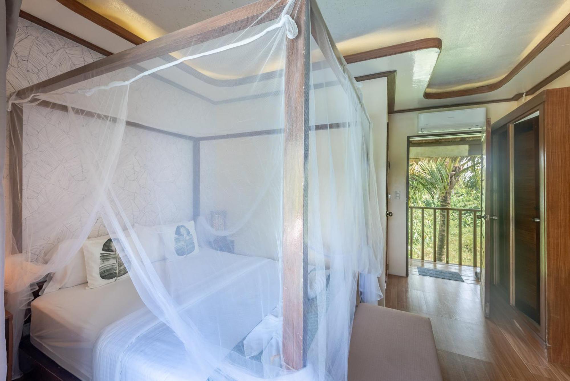 The Hillside Resort Siargao Хенерал Луна Екстериор снимка