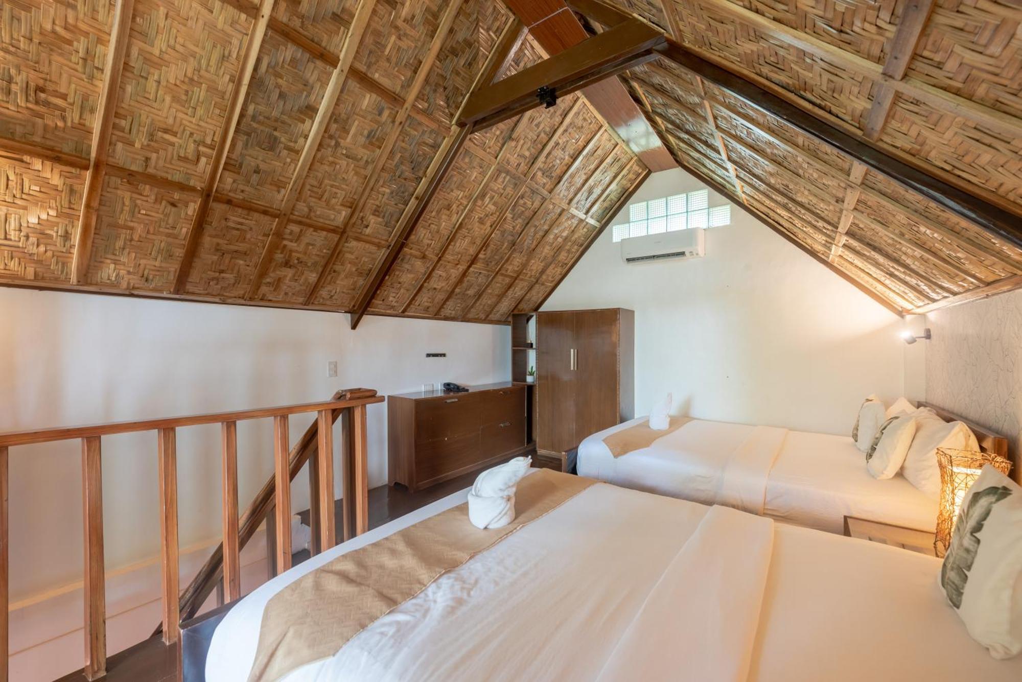 The Hillside Resort Siargao Хенерал Луна Екстериор снимка